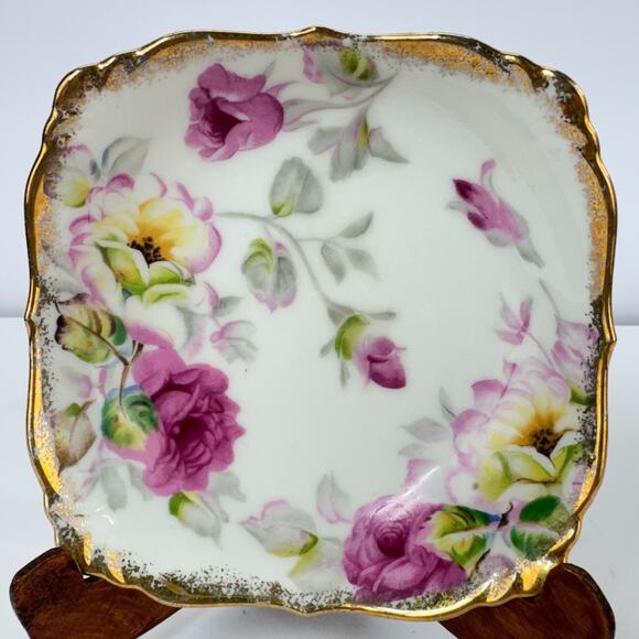 Cherry China Other - Cherry China Made in Japan Plate Flower Design Gold Trim Scalloped Edges Vintage